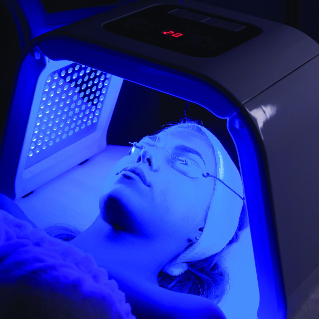 Blue Light LED Therapy • Voupre